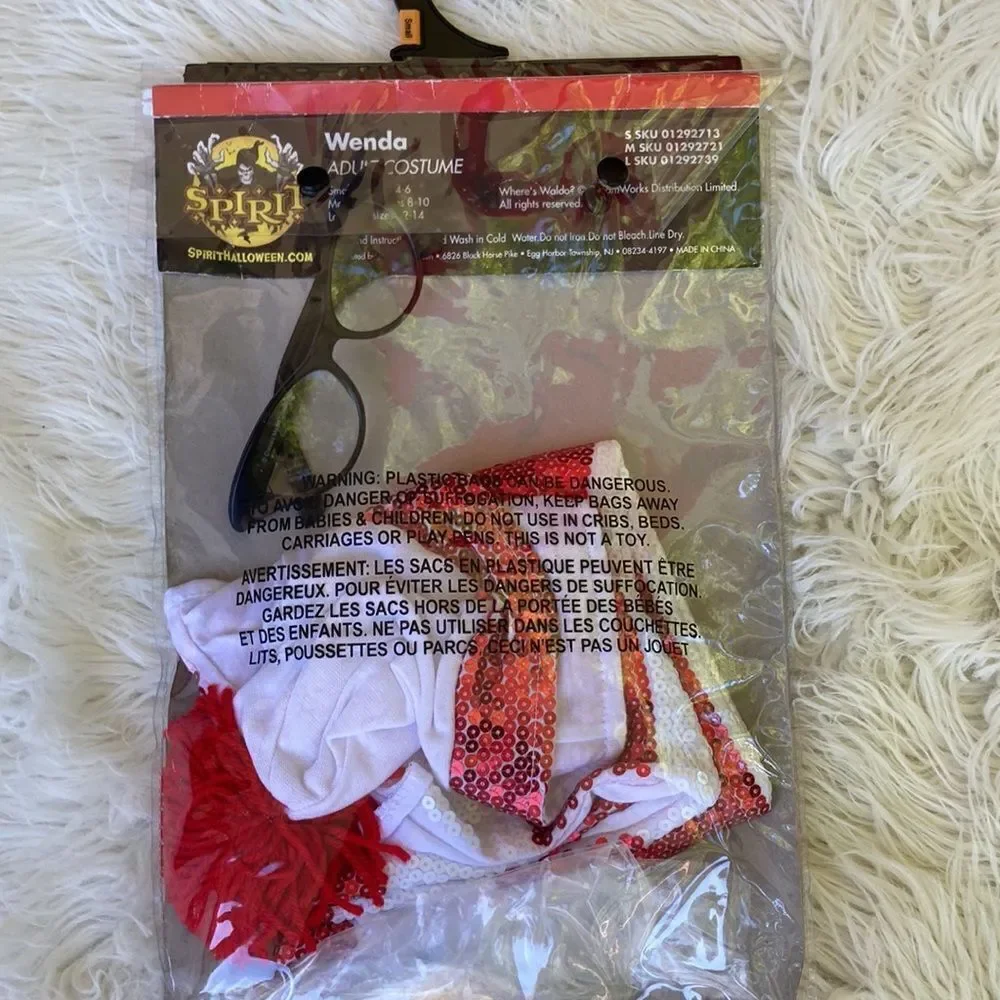 EUC Spirits Wenda Where’s Waldo ? Adult Size S - Picture 4 of 8